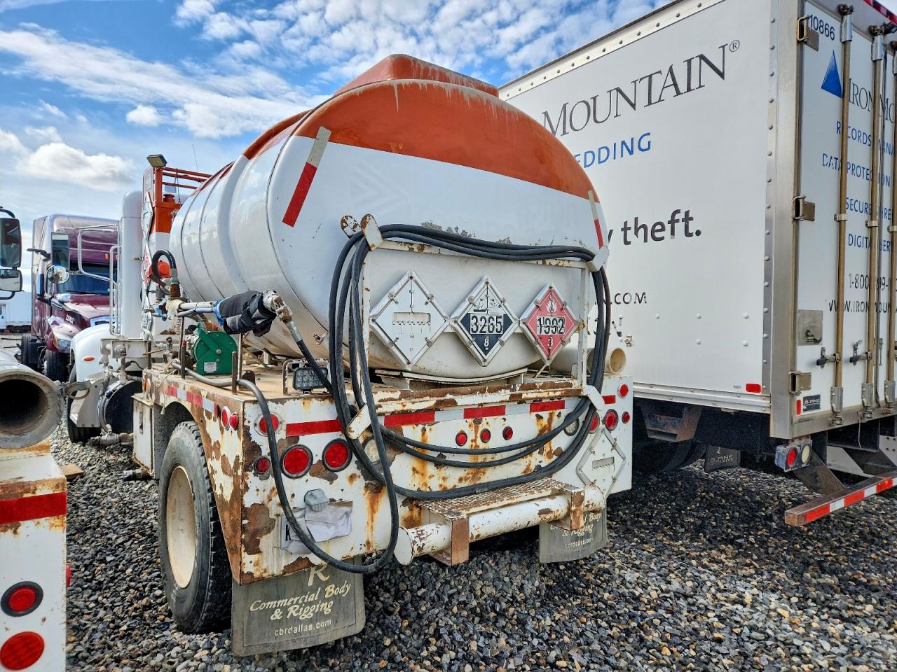 2014 PETERBILT All other VIN 2NP2HJ7X3EM232623 photo 3