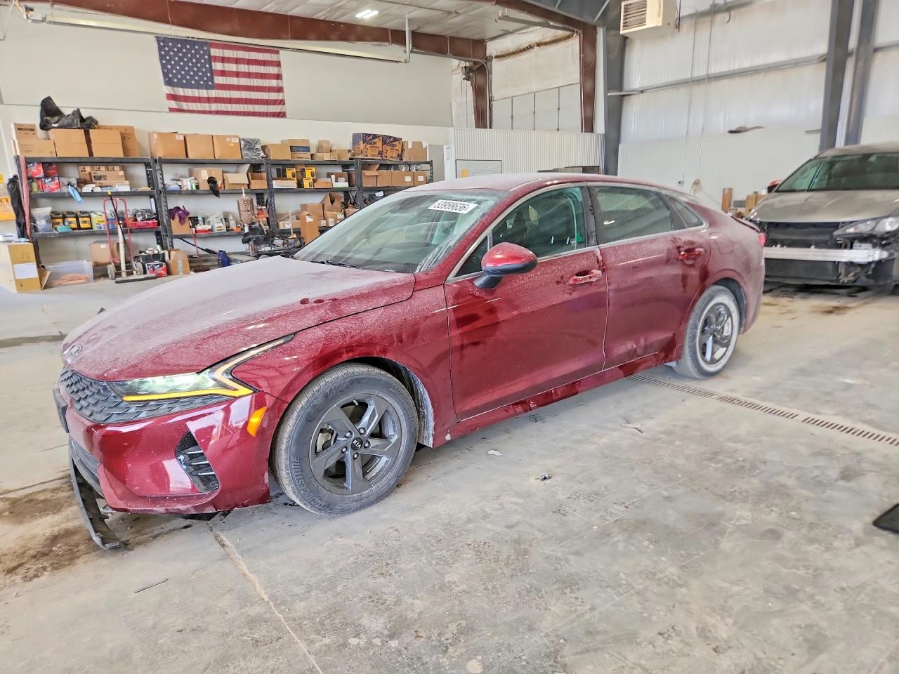 2021 Kia K5 VIN 5XXG24J24MG017890 photo 1
