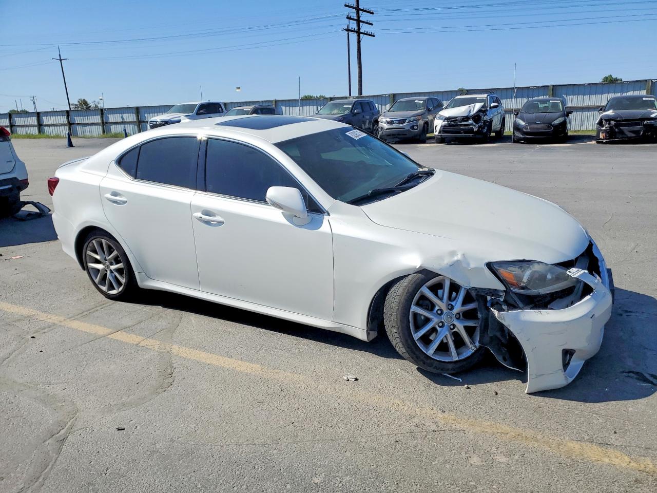 2011 LEXUS Is VIN JTHCF5C20B5051072 photo 4