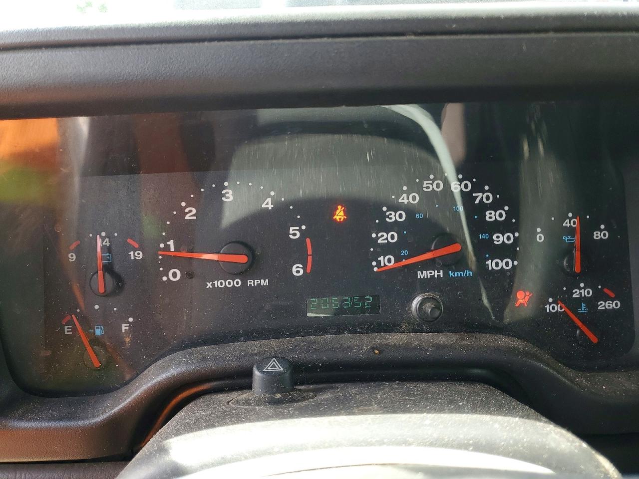 2002 Jeep Wrangler / VIN 1J4FA49S22P768280 photo 9