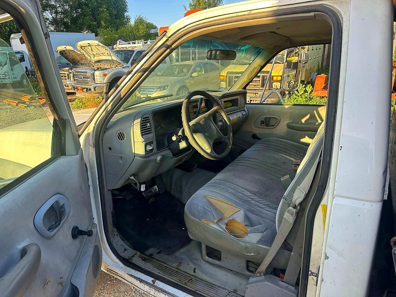 2000 Chevrolet Gmt VIN 1GBKC34JXYF513130 photo 6