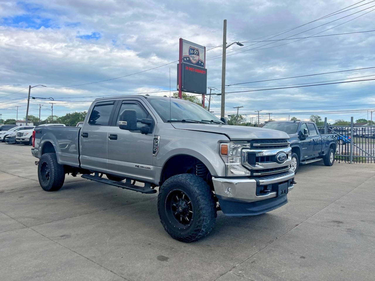 2020 Ford F350 VIN 1FT8W3BT9LEC68806 photo 1