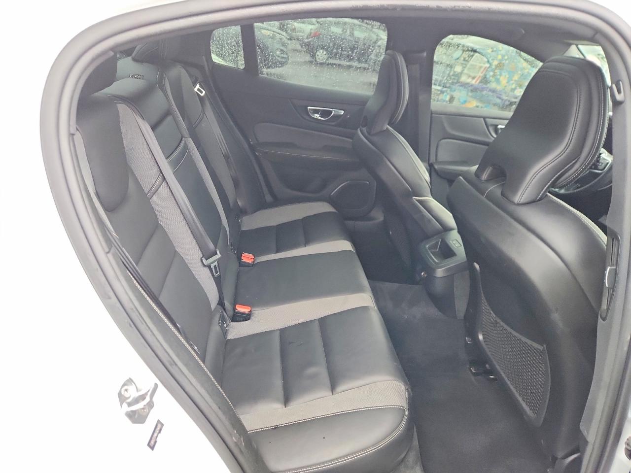 2019 Volvo S60 VIN 7JRA22TM6KG014005 photo 10
