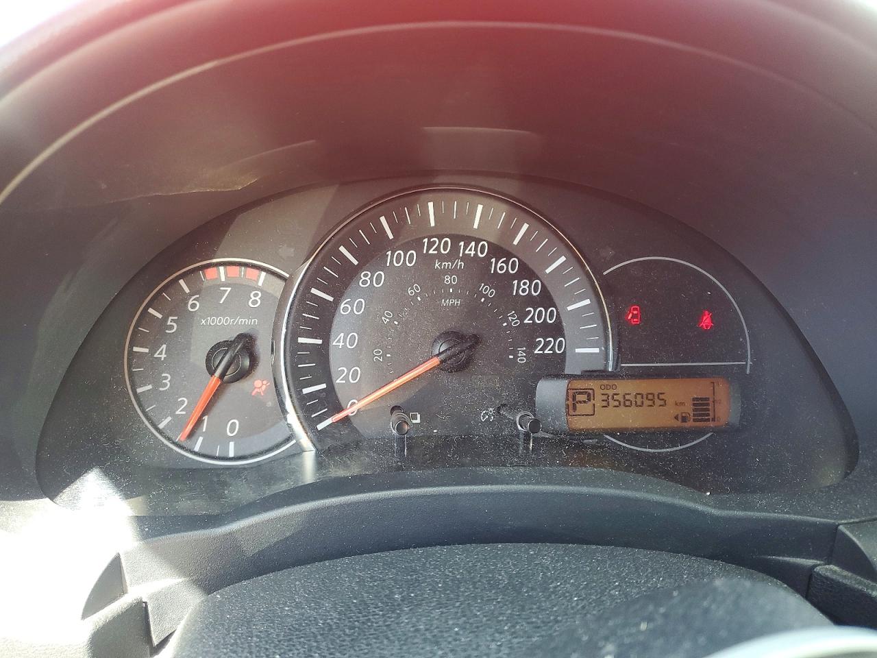 2015 NISS Micra VIN 3N1CK3CP3FL246167 photo 9