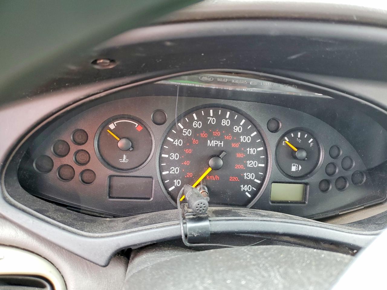 2003 Ford Focus VIN 1FAFP33Z63W329438 photo 9