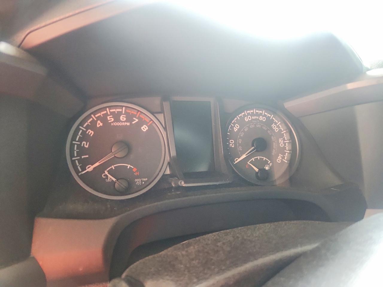 2020 Toyota Tacoma trd VIN 3TMCZ5AN3LM330033 photo 9