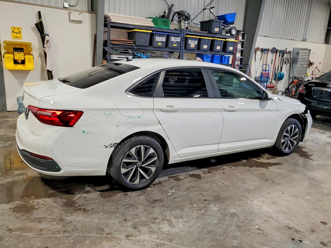 2022 Volkswagen Jetta VIN 3VWCM7BU8NM030990 photo 3