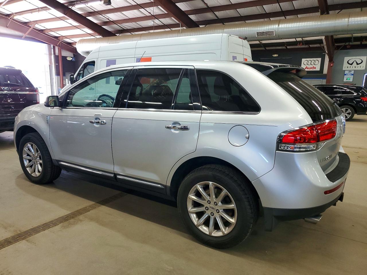 2015 LINCOLN Mkx VIN 2LMDJ8JK9FBL24312 photo 2