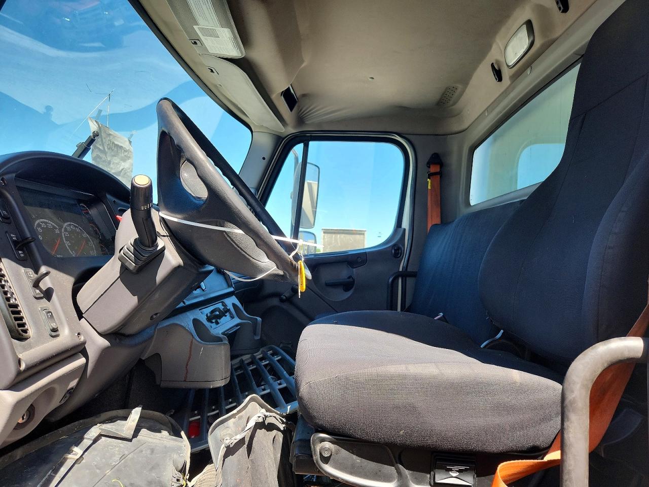 2020 FREIGHTLINER All other VIN 3ALACWFC7LDLY2334 photo 7