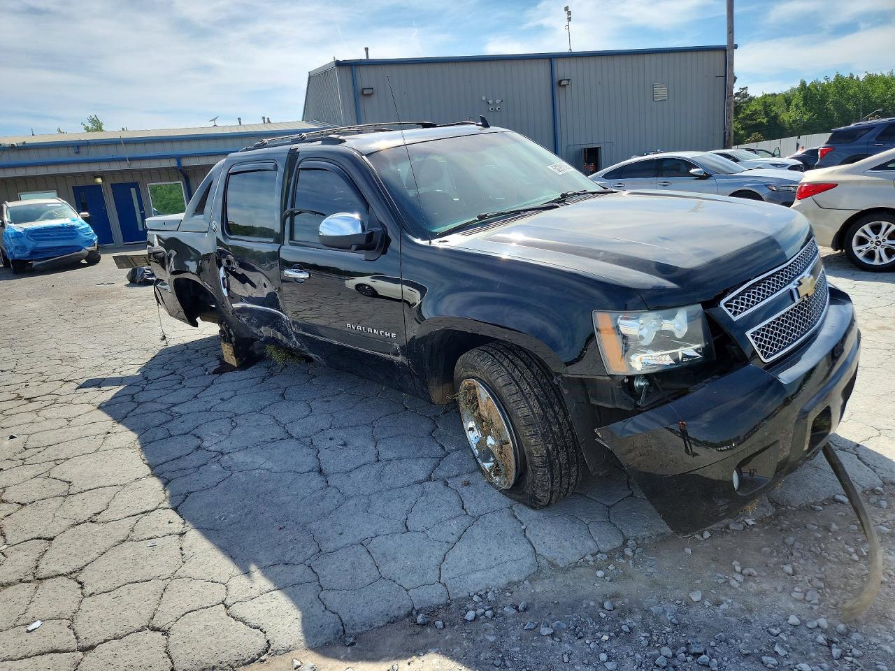 2013 Chevrolet Avalanche VIN 3GNTKGE73DG338717 photo 4