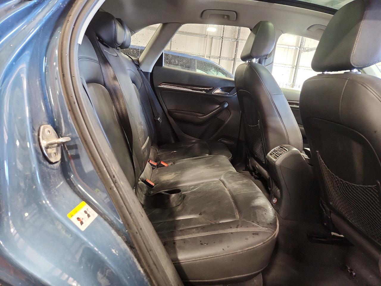 2016 Audi Q3 VIN WA1GFCFS8GR007236 photo 11