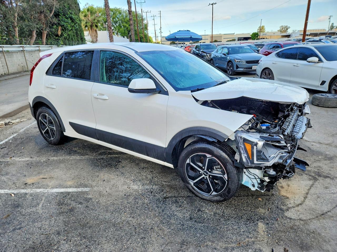 2026 Kia Niro VIN KNDCP3LE3T5330952 photo 4