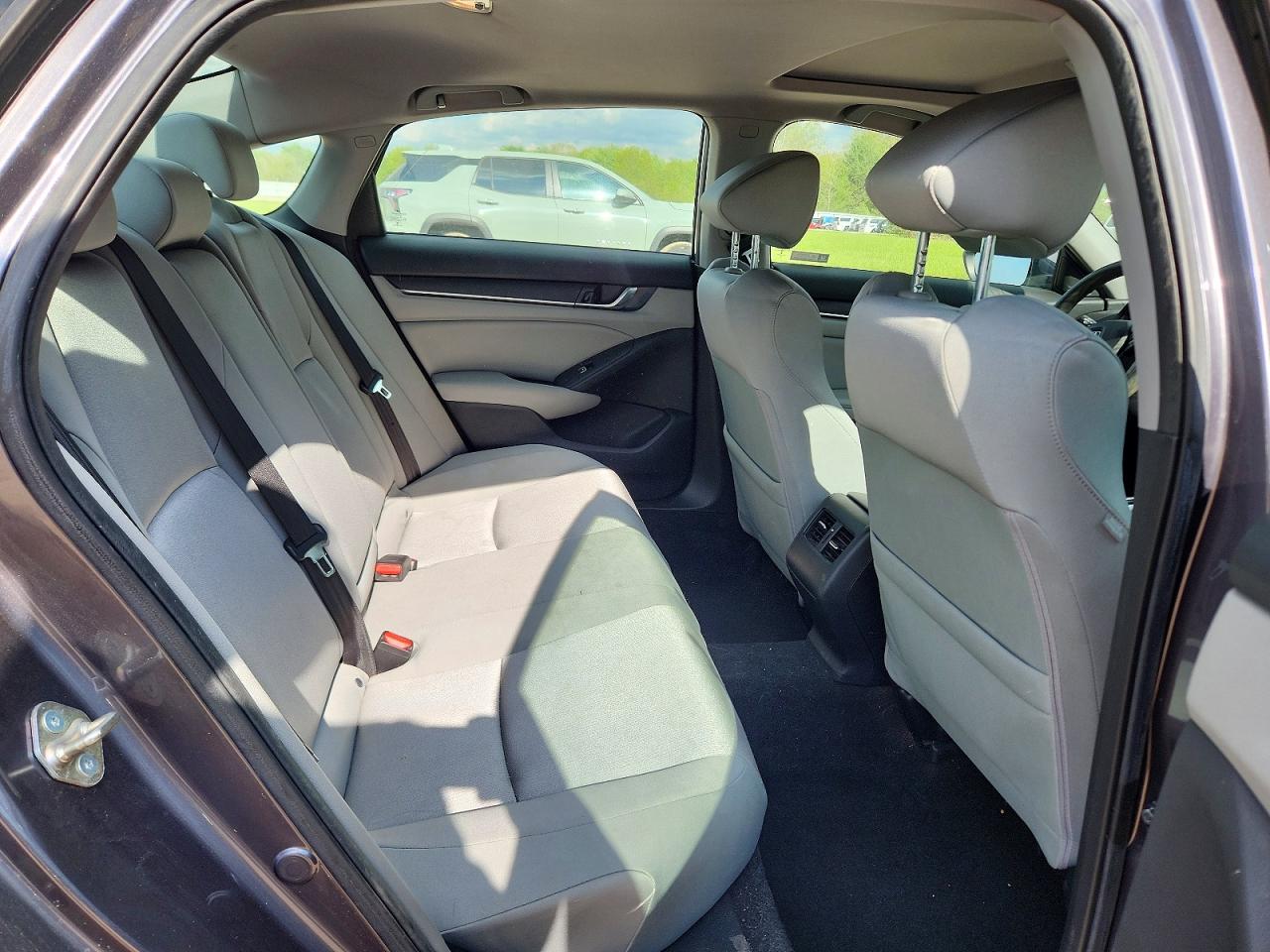 2019 Honda Accord VIN 1HGCV1F48KA043269 photo 10
