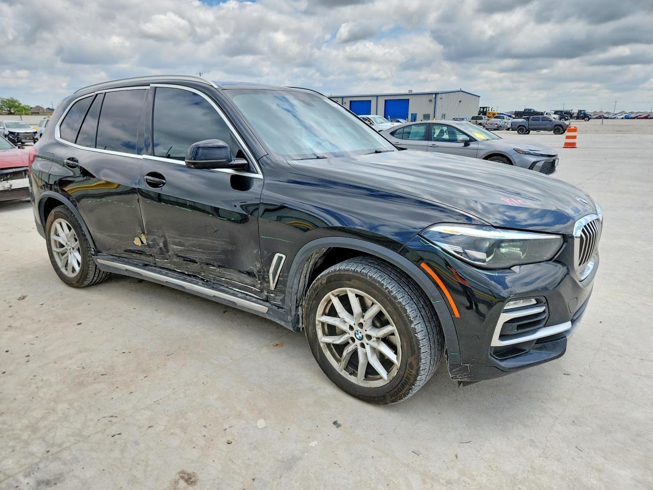 2020 BMW X5 VIN 5UXCR6C01L9C20167 photo 4