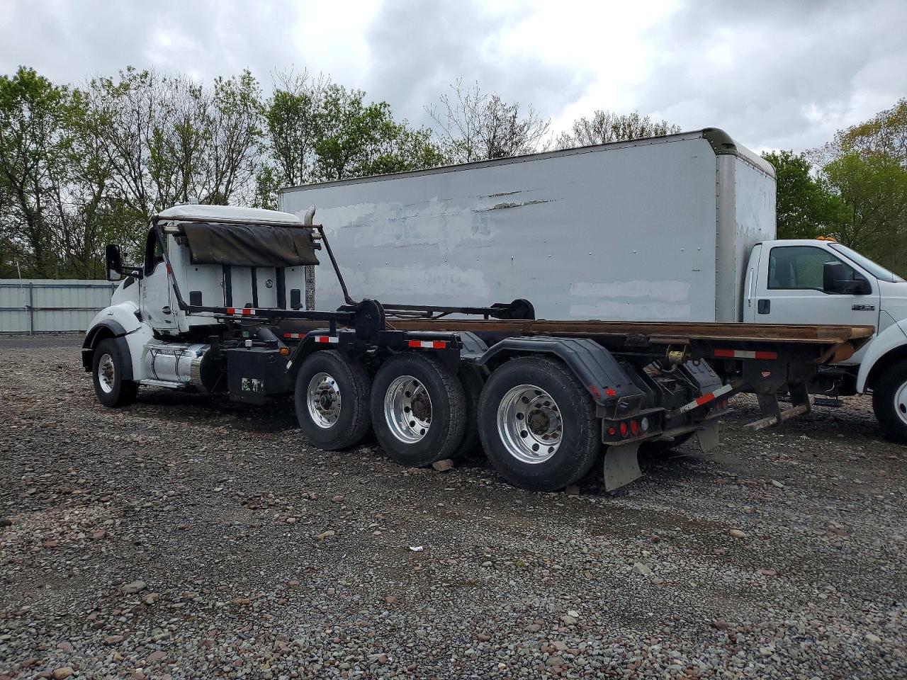 2022 KENWORTH All other VIN 1NKZX4TX1NJ494131 photo 3