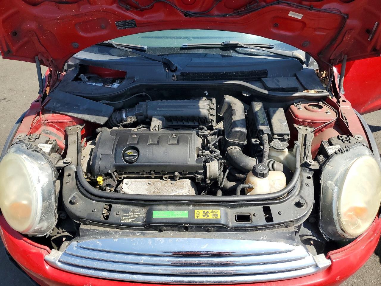 2008 Mini Cooper VIN WMWMF33578TT67963 photo 11