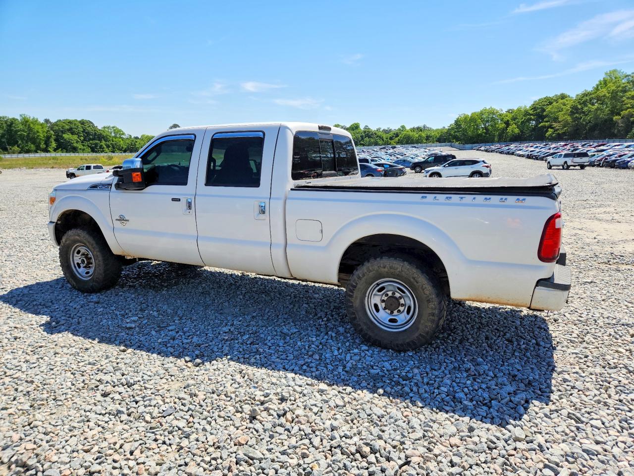 2014 Ford F250 VIN 1FT7W2BT2EEA91850 photo 2