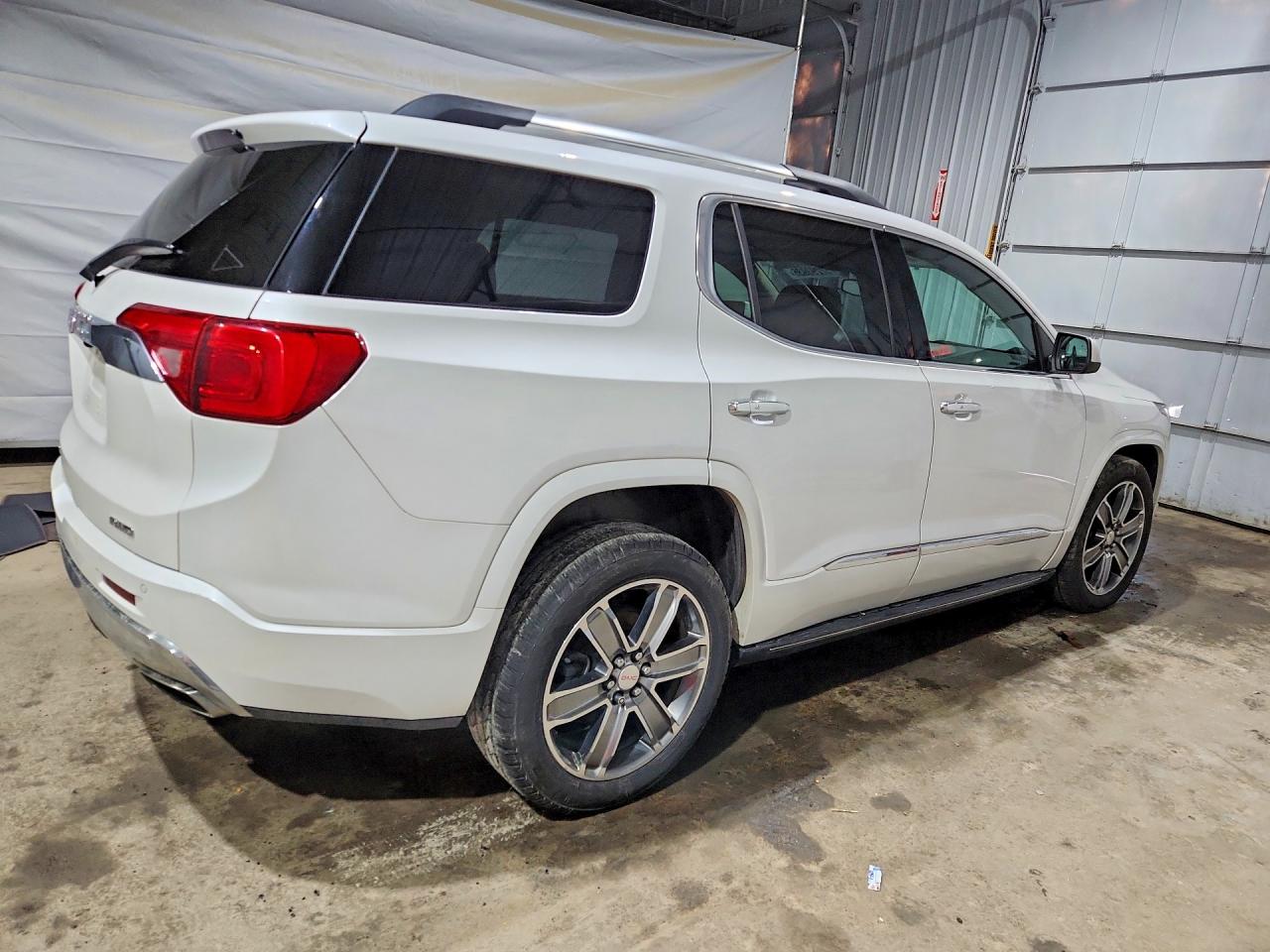 2017 GMC Acadia den VIN 1GKKNXLS9HZ219034 photo 3