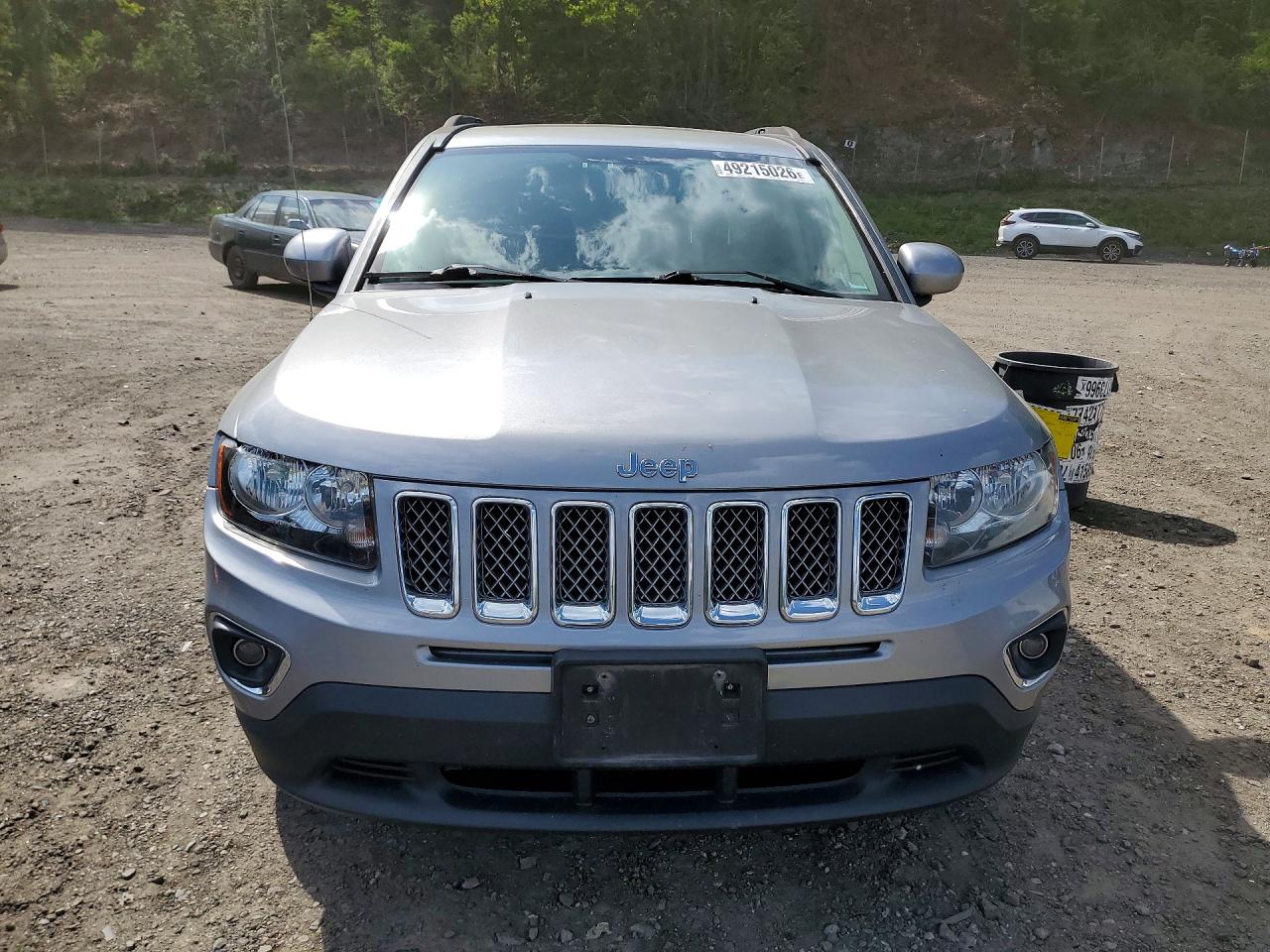 2015 JEEP Compass VIN 1C4NJDEB4FD162364 photo 5