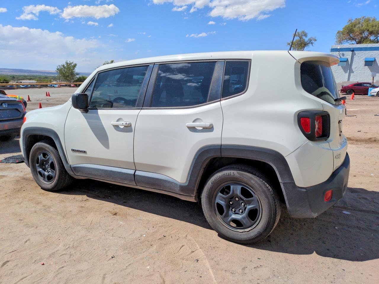 2019 Renegade VIN ZACNJAAB7KPK62035 photo 2