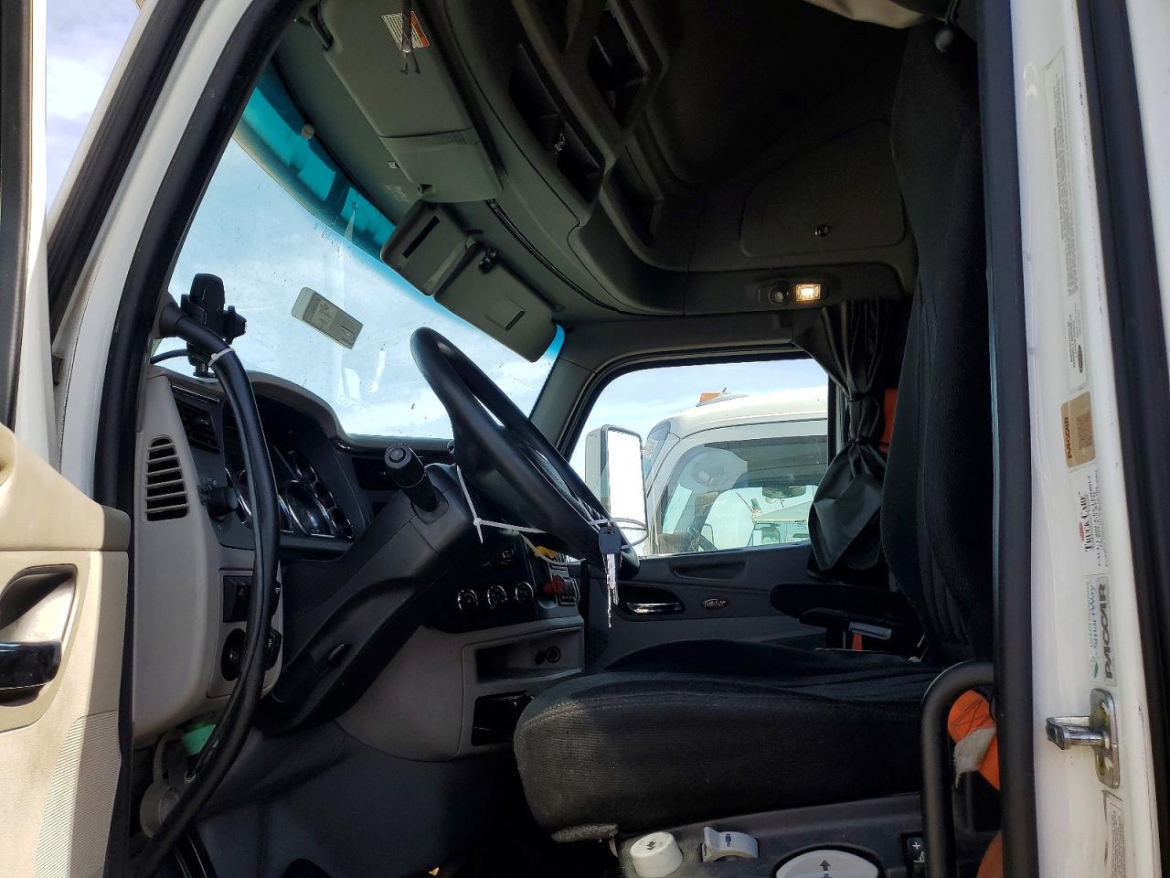 2020 PETERBILT All other VIN 1XPBDP9X3LD688805 photo 5