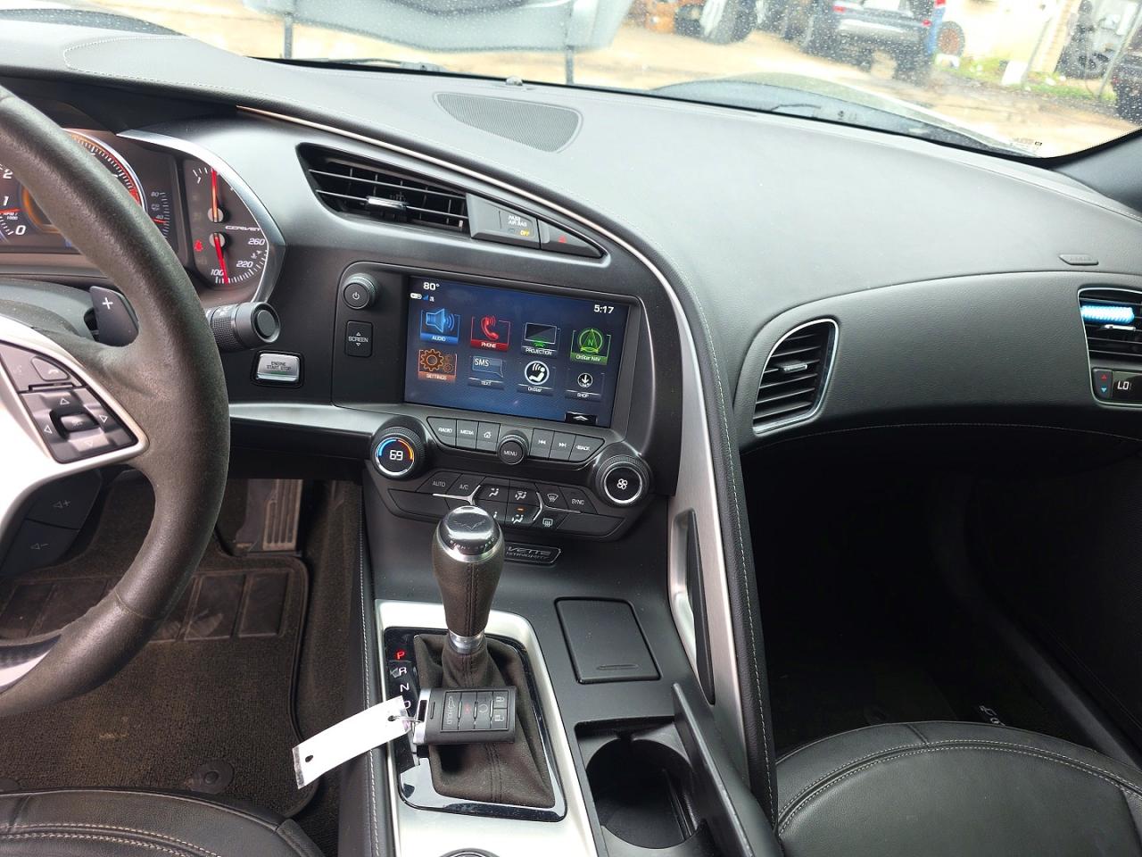 2017 Chevrolet Corvette VIN 1G1YH2D74H5102763 photo 9