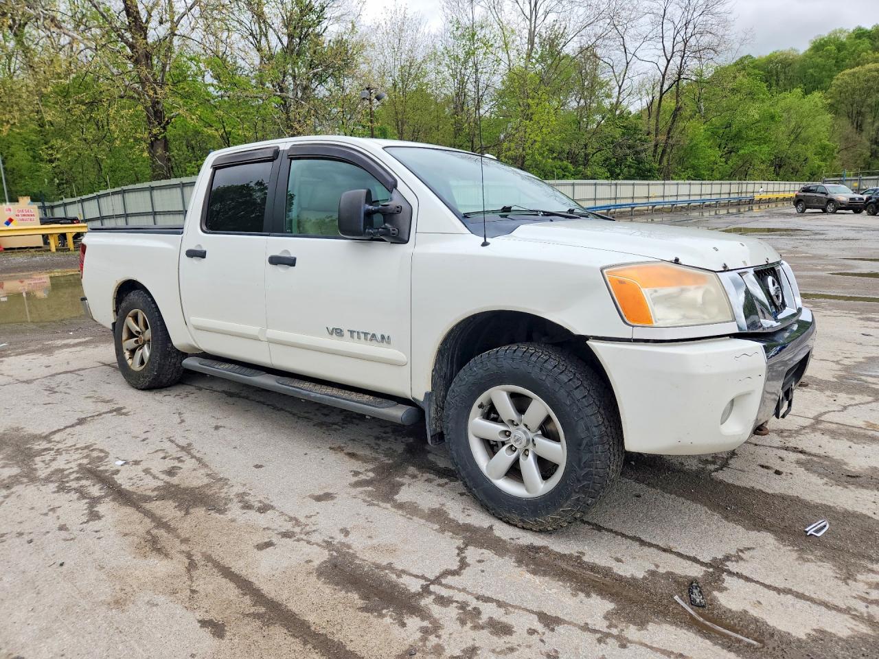 2010 Nissan TITAN VIN 1N6BA0EC5AN314964 photo 4