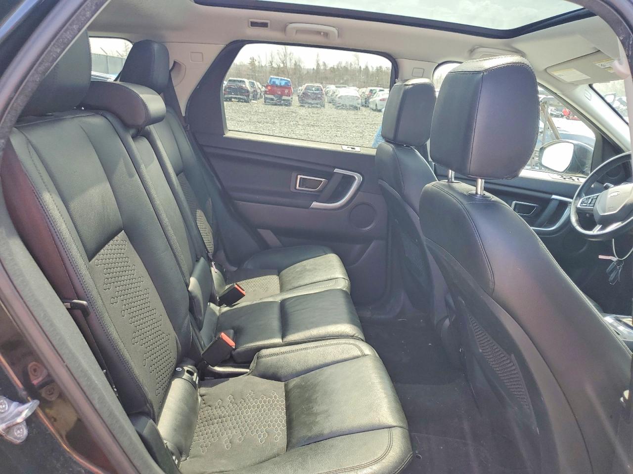 2015 LAND Discovery VIN SALCP2BGXFH517310 photo 11