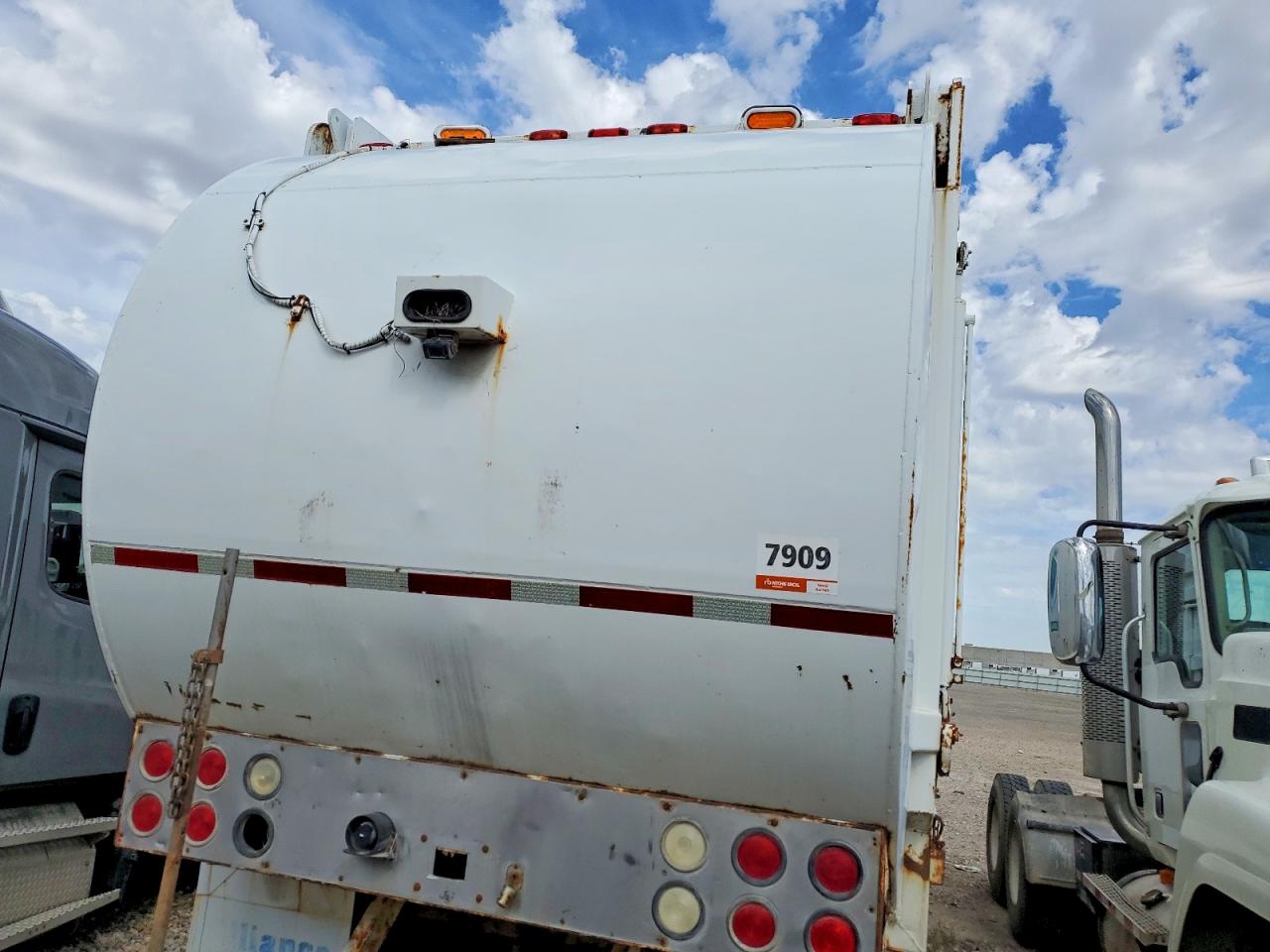 2002 MACK Mr6405 VIN 1M2K194Y72M019968 photo 6