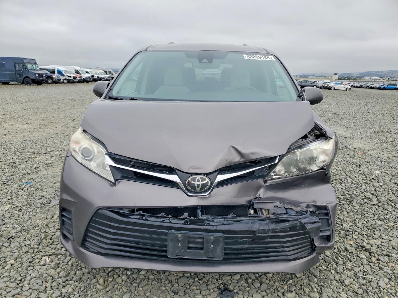 2018 TOYOTA Sienna VIN 5TDKZ3DC9JS949839 photo 5