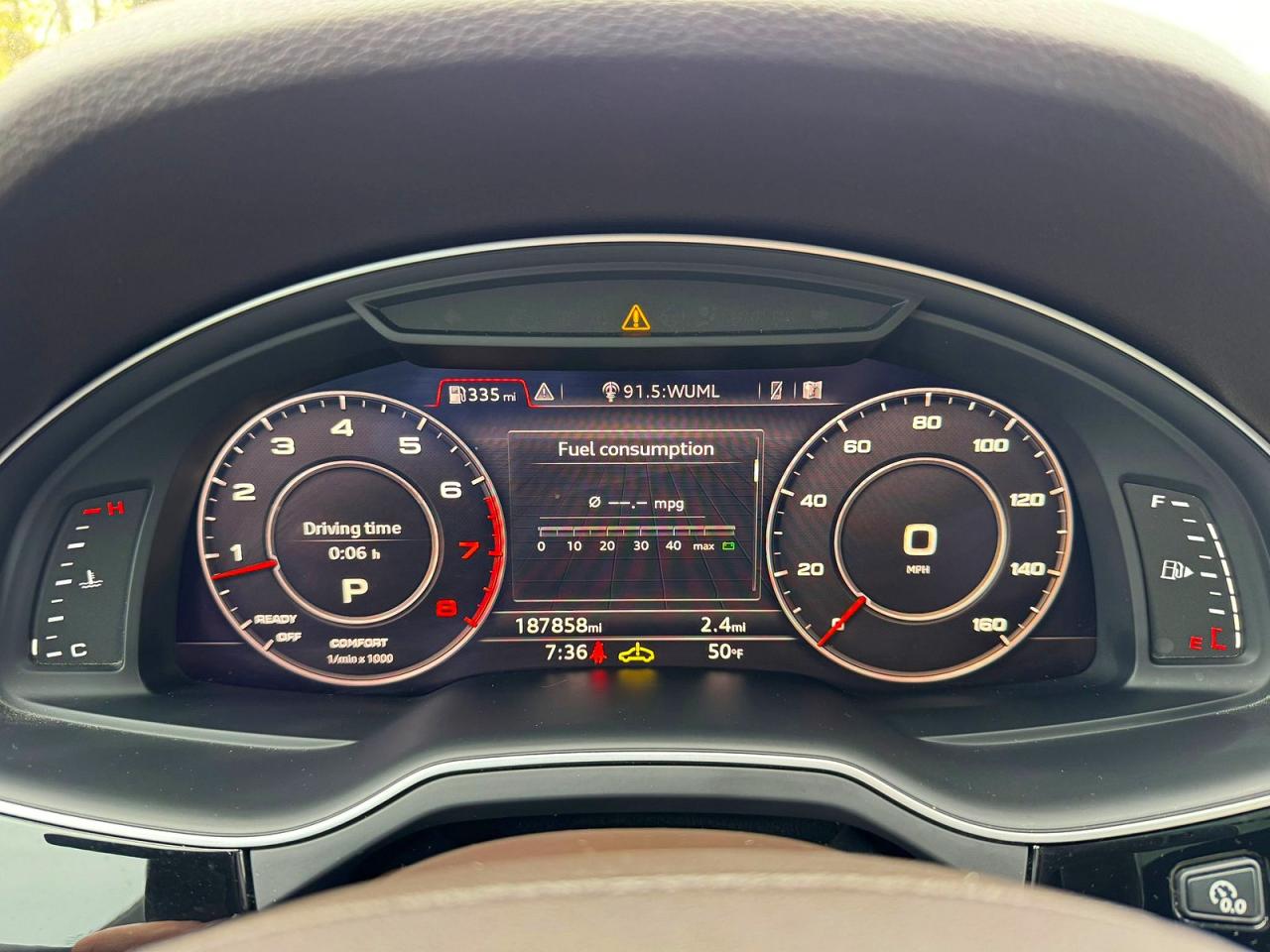 2017 Audi Q7 VIN WA1LAAF7XHD031470 photo 8