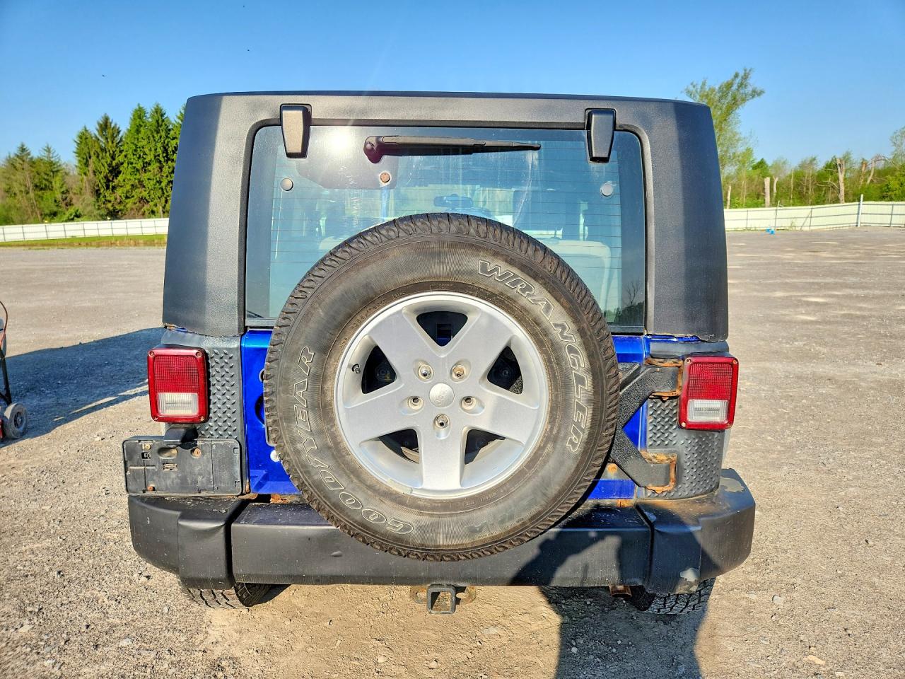 2008 Jeep Wrangler / VIN 1J4FA24108L606019 photo 6