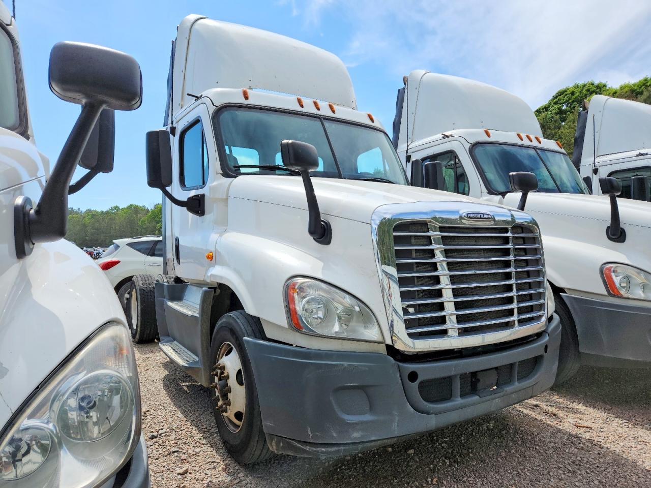 2016 FREIGHTLINER All other VIN 1FUBGEDV4GLHC5656 photo 1