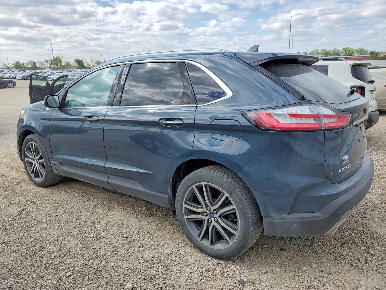 2019 Ford Edge VIN 2FMPK4K95KBC69992 photo 2