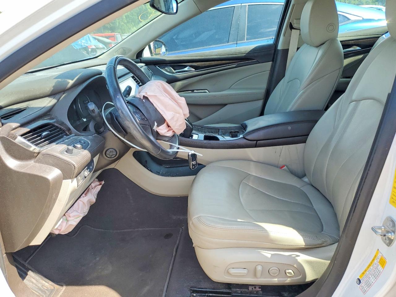 2019 Buick Lacrosse VIN 1G4ZS5SSXKU108937 photo 7