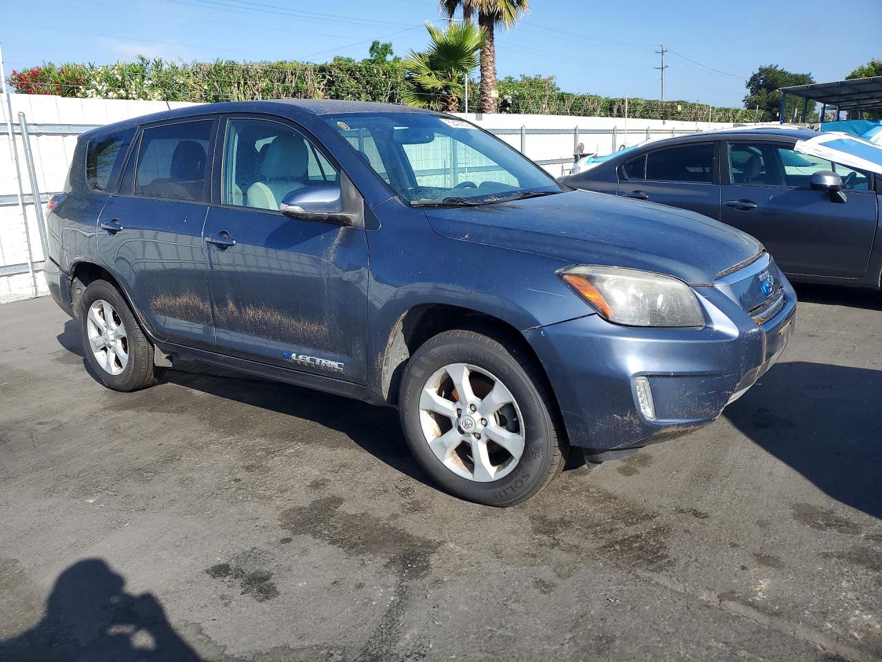 2013 Toyota Rav4 VIN 2T3YL4DV9DW002208 photo 4