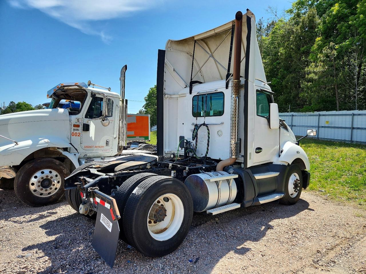 2017 KENWORTH All other VIN 1XKYA48X6HJ160323 photo 4