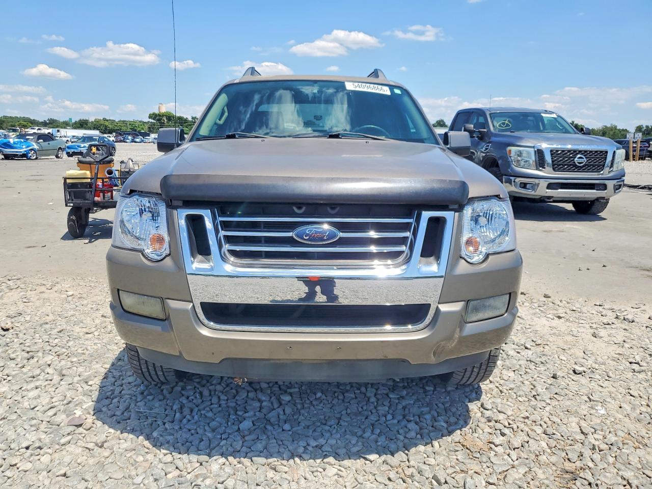 2007 Ford Explorer VIN 1FMEU33897UA06049 photo 5