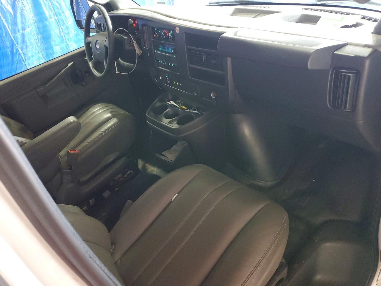 2020 CHEVROLET Express VIN 1GCWGBFP0L1143146 photo 11
