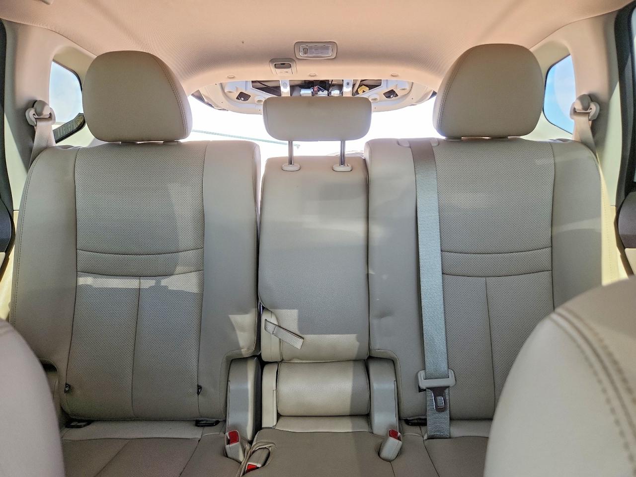 2019 NISS Rogue VIN 5N1AT2MV1KC822638 photo 10