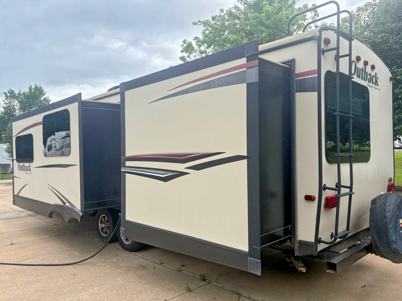 2015 KEYSTONE Outback VIN 4YDT31228FB452653 photo 3