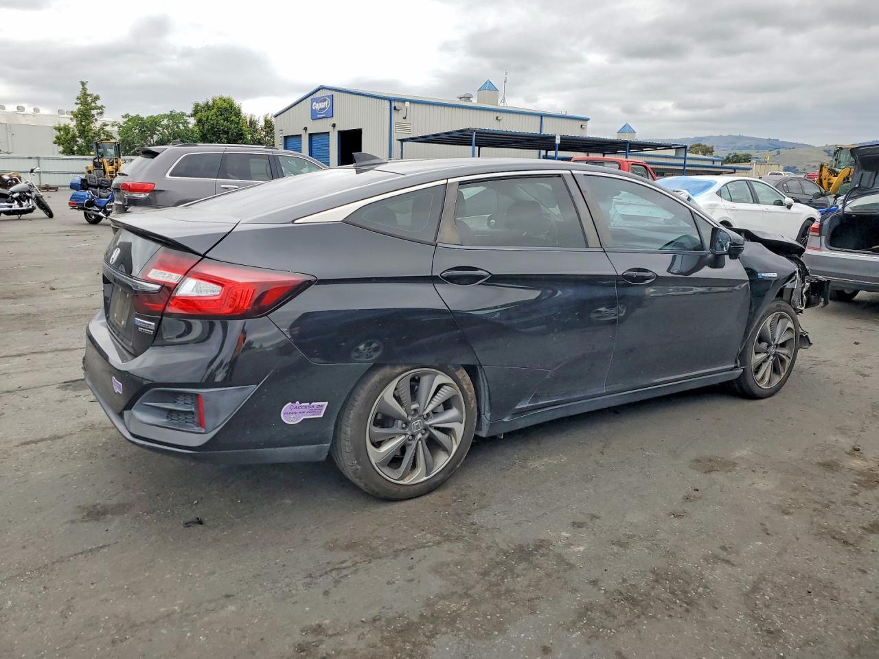 2019 HONDA Clarity VIN JHMZC5F34KC003755 photo 3