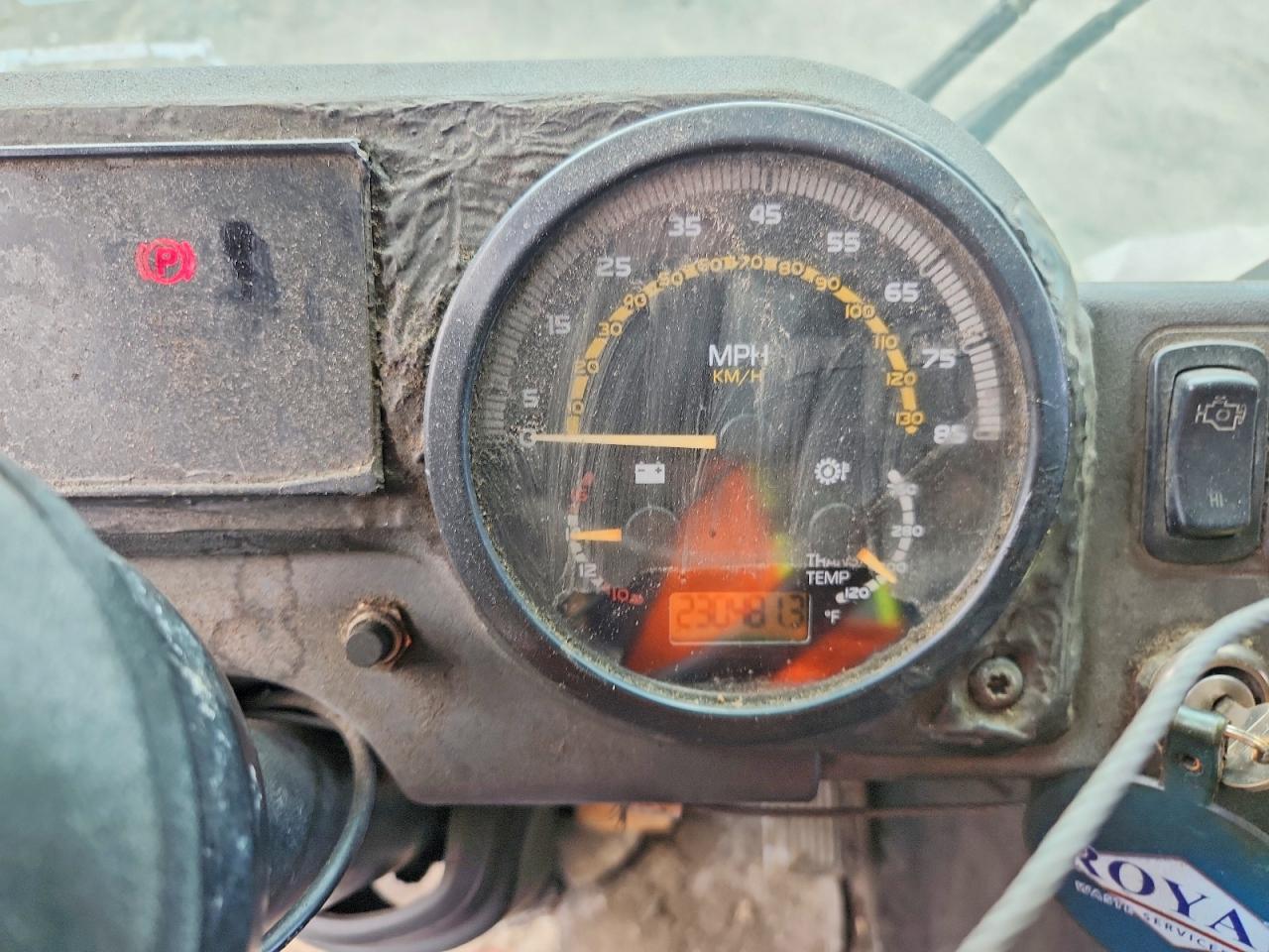 2011 MACK All other VIN 1M2AV02C8BM008450 photo 8