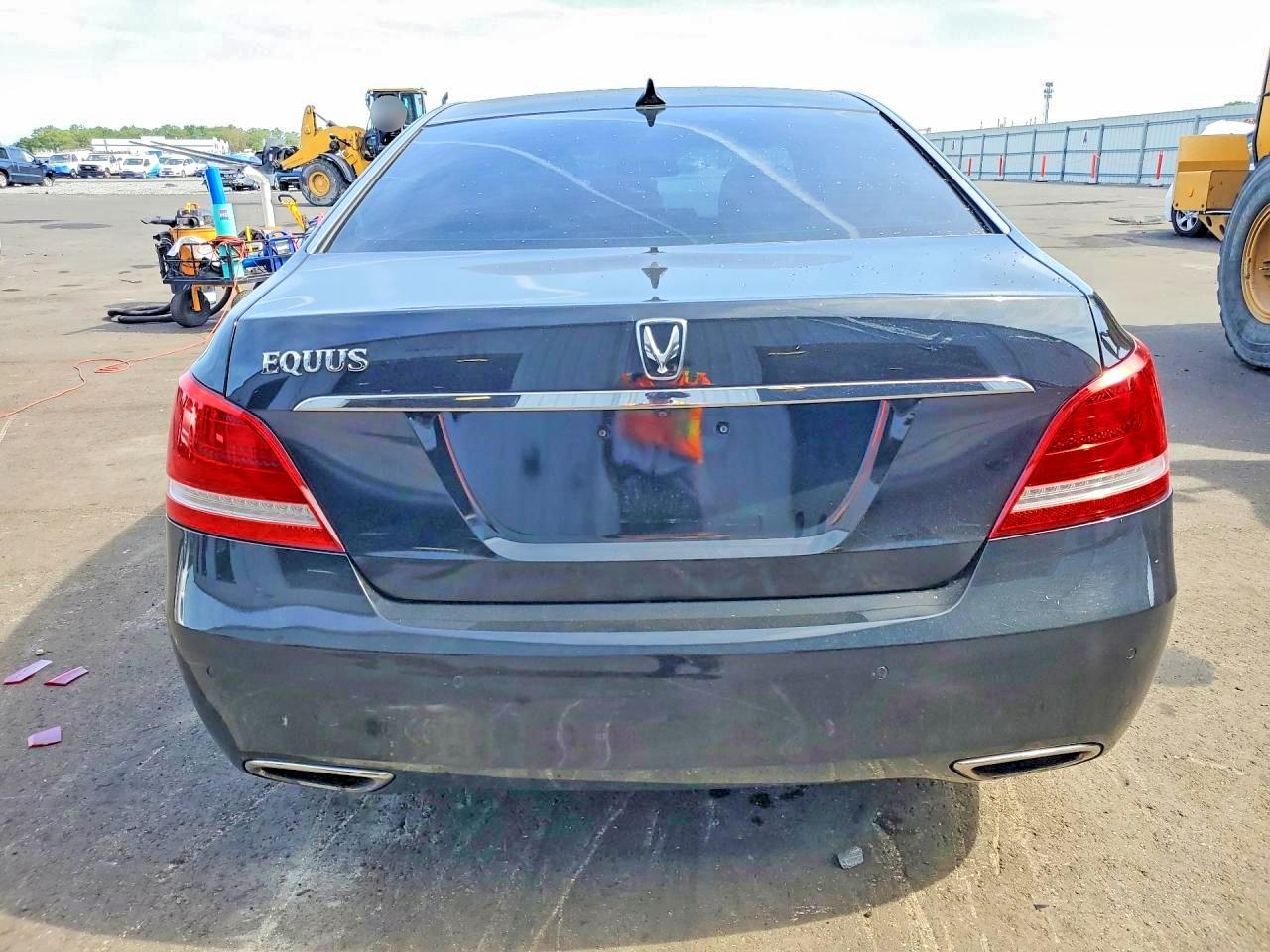 2015 Hyundai Equus VIN KMHGH4JH3FU098862 photo 6