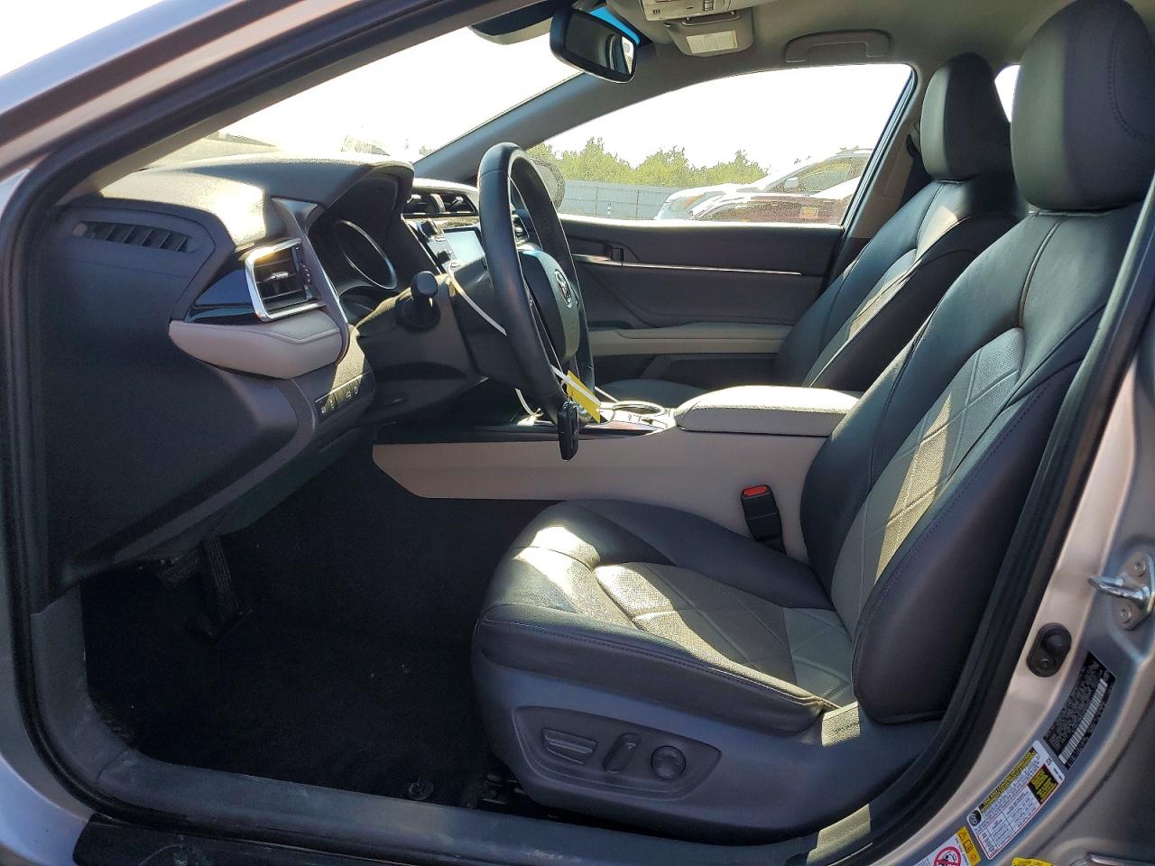 2018 Toyota Camry sola VIN 4T1B21HK8JU502033 photo 7