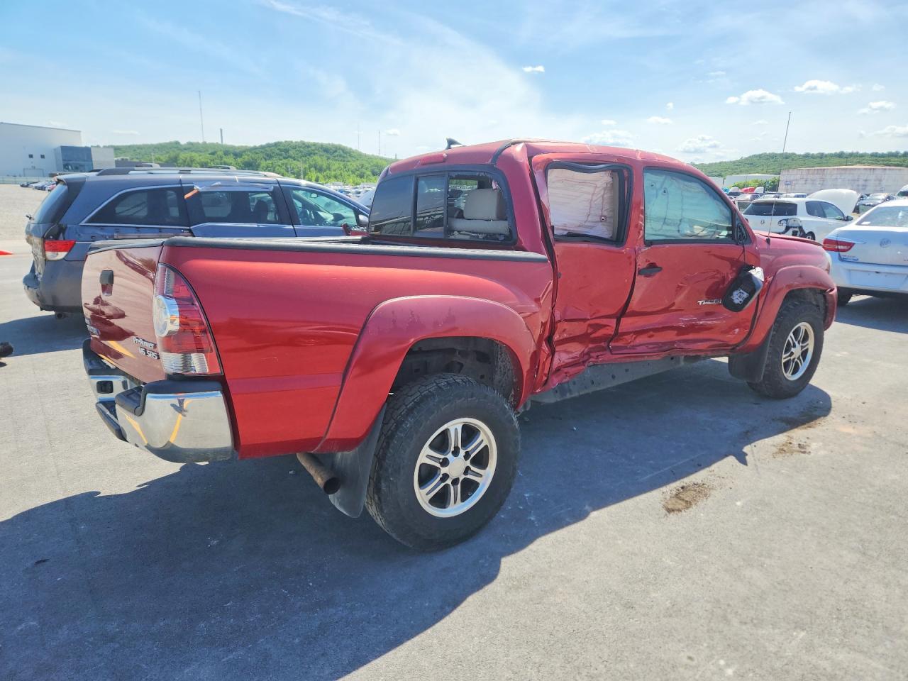 2010 Toyota Tacoma VIN 3TMJU4GN8AM107331 photo 3