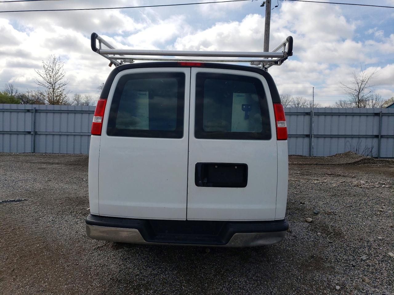 2020 GMC Savana VIN 1GTW7AFP3L1216066 photo 6