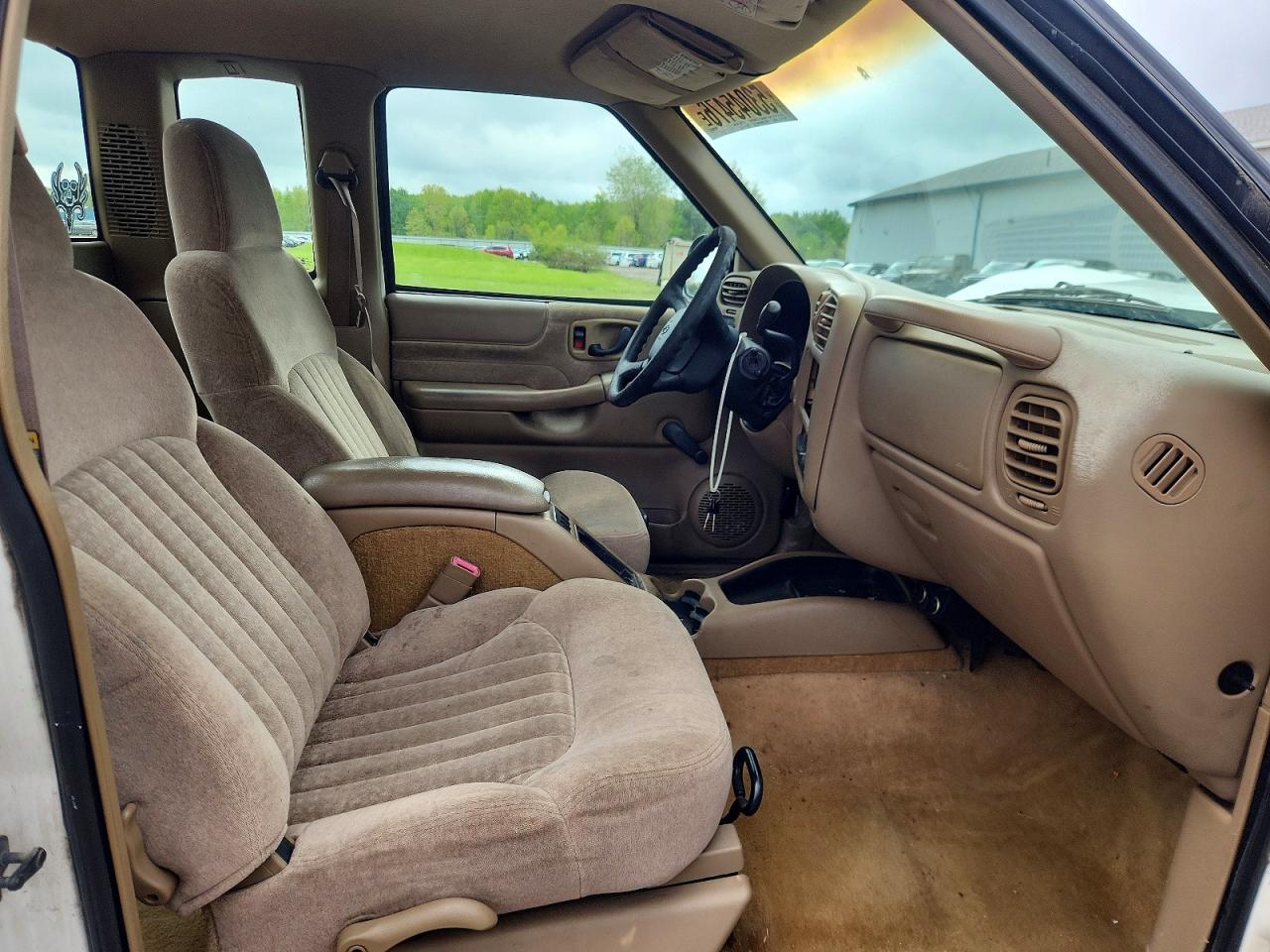 1998 CHEV S10 VIN 1GCCS1949WK267539 photo 10