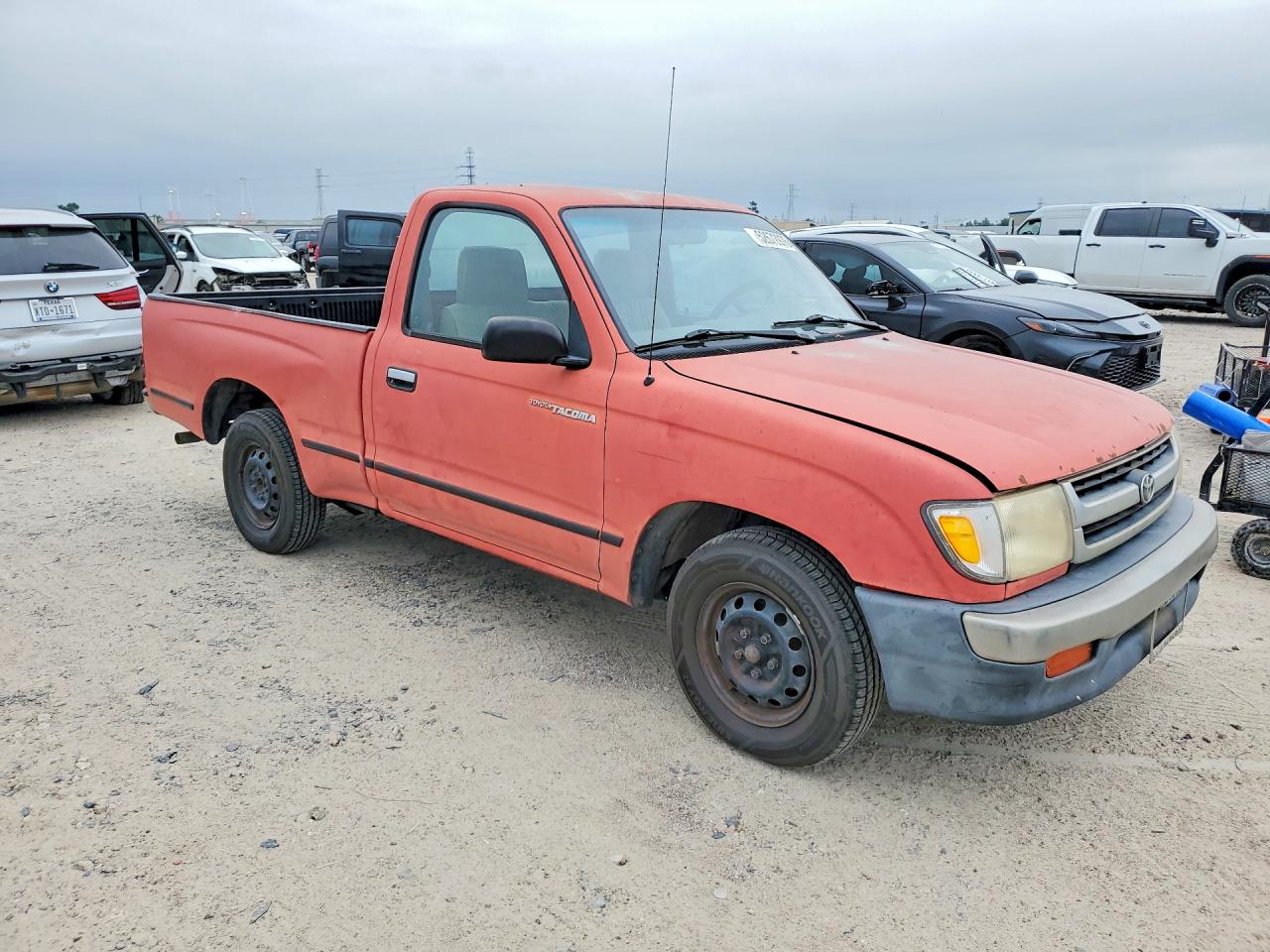 1999 TOYOTA Tacoma VIN 4TANL42N3XZ549352 photo 4