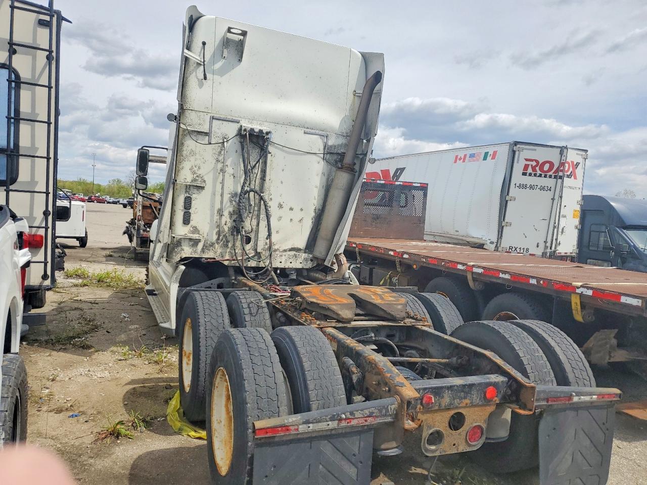 2007 FREIGHTLINER All other VIN 1FUJA6CKX7LU77148 photo 3
